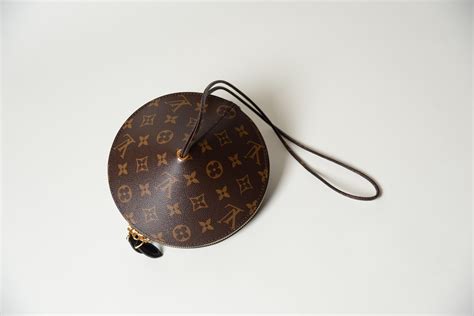 toupie lv|LOUIS VUITTON Monogram Toupie 1328876 .